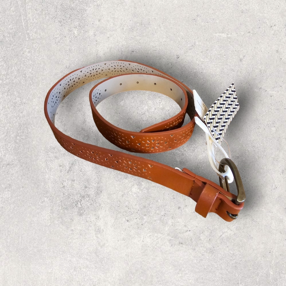 Adrienne‎ vittadini belt nwt.
